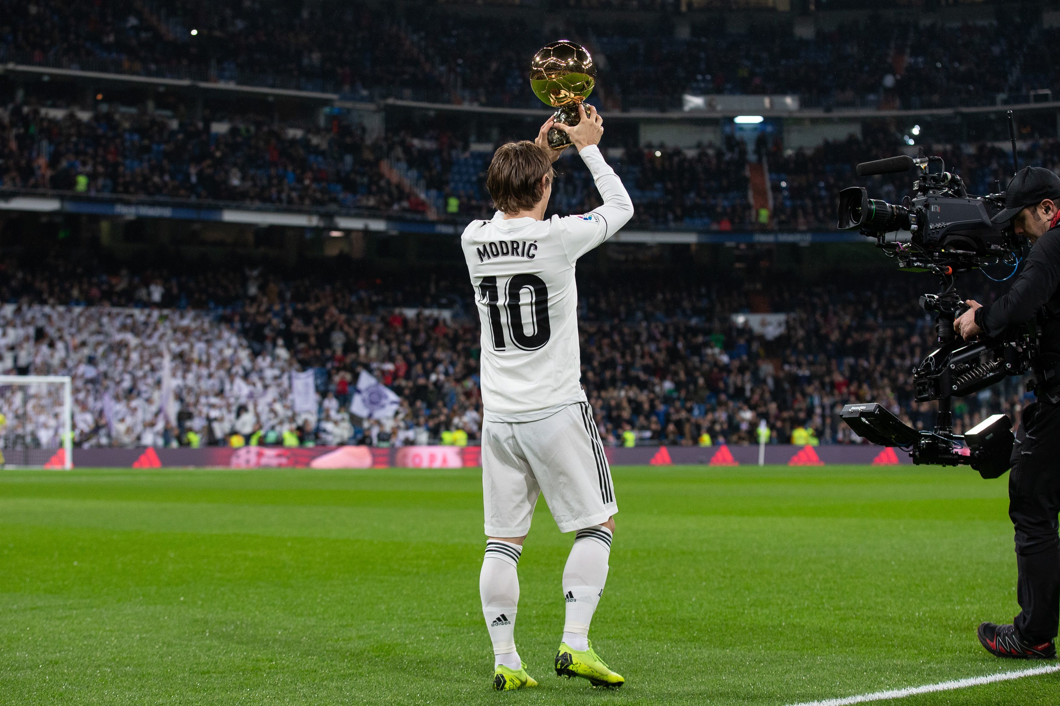 洋帅首秀 新疆39分狂胜送江苏8连败